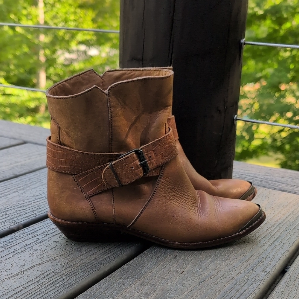 Elegant Brown Ankle Booties
